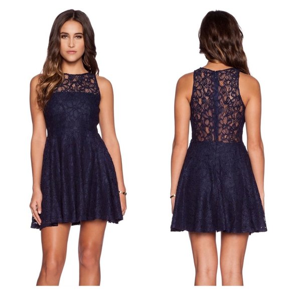 BB Dakota by Steve Madden Dresses & Skirts - NWT Revolve BB Dakota by Steve Madden Fenton Lace Mini Dress Navy Size 6